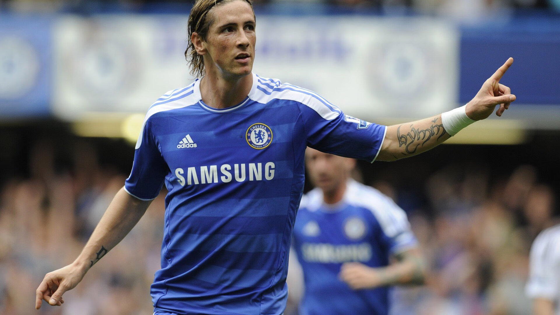 热那亚签下新后卫，提升球队实力，热那亚转入球员